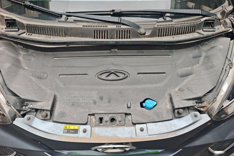 Used Chery QQ Little Ant 2021 150 000 Yuan "Ant Fan" Edition New Ant Cool Version Lithium-Ion Battery Engine Bay