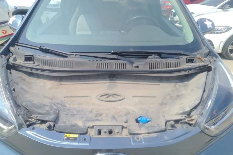 Used Chery QQ Little Ant 2021 150 000 Yuan Ant Fan Edition Ant Trend Version Lithium-Ion Battery Engine Bay
