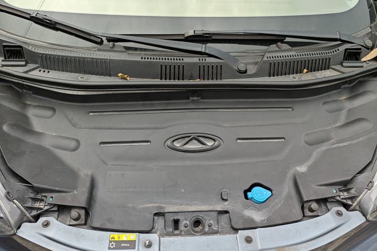 Used Chery QQ Little Ant 2021 150 000 Yuan "Ant Fan" Edition New Ant Cool Version Lithium-Ion Battery Engine Bay