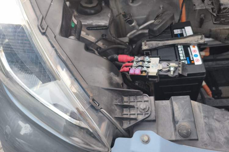 Used Chery QQ Little Ant 2021 150 000 Yuan Ant Fan Edition New Ant Cool Version Lithium Iron Phosphate Engine Bay Right