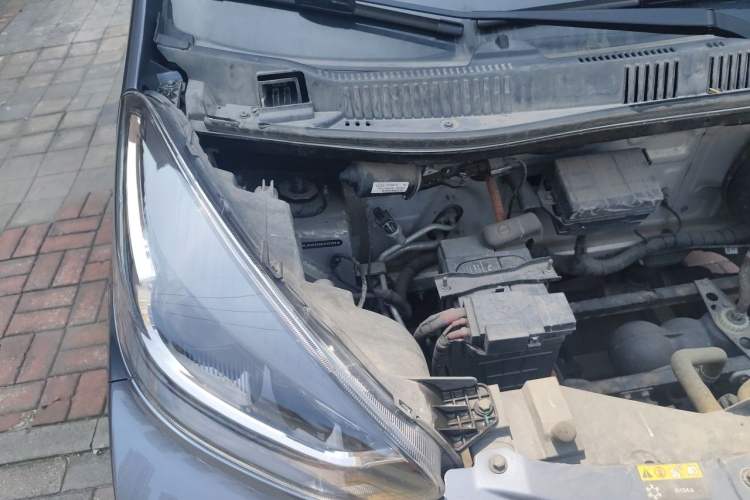 Used Chery QQ Little Ant 2021 200 000-Yuan Ant Fan Edition Talent Version NMC Battery 301 km Engine Bay Right