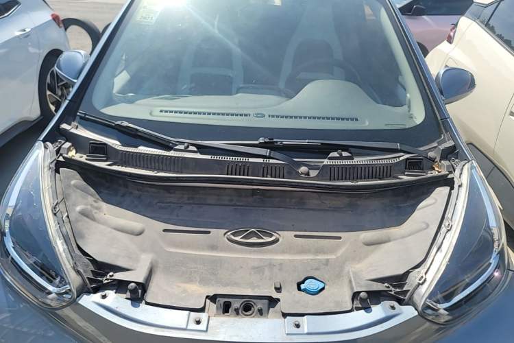 Used Chery QQ Little Ant 2021 150 000 Yuan Ant Fan Edition Ant Cool Version Lithium Iron Phosphate Engine Bay
