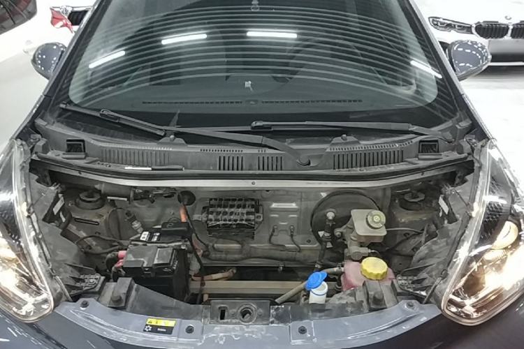 Used Chery QQ Little Ant 2021 200 000 Yuan "Ant Fan" Edition Energized Version NMC Lithium Battery 301 km Engine Bay
