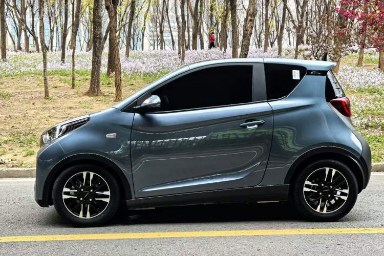 Used Chery QQ Little Ant 2021 150 000 Yuan Ant Fan Edition Ant Cool Version Lithium Iron Phosphate Exterior 2