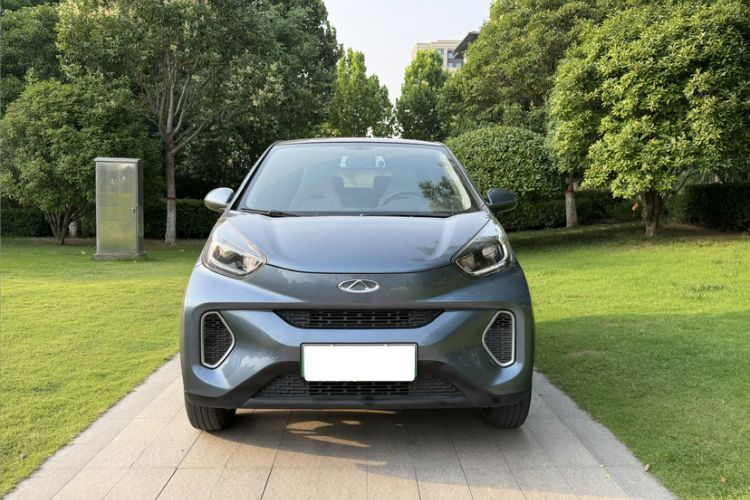 Used Chery QQ Little Ant 2021 200 000-Yuan Ant Fan Edition Talent Version NMC Battery 301 km Exterior 2