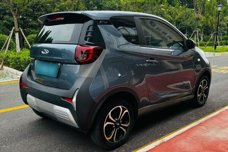 Used Chery QQ Little Ant 2021 150 000 Yuan "Ant Fan" Edition New Ant Cool Version Lithium-Ion Battery Exterior 4
