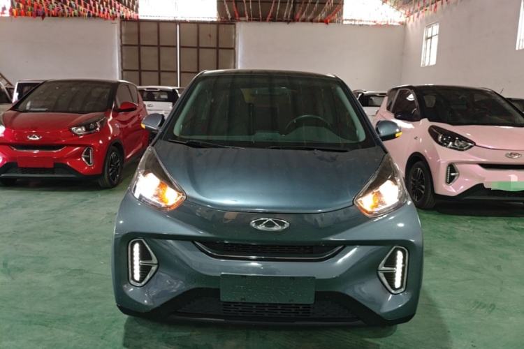 Used Chery QQ Little Ant 2021 200 000-Yuan Ant Fan Edition Oxygen Version Lithium Iron Phosphate 301 km Front