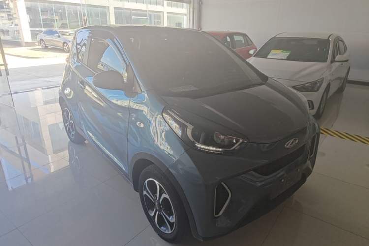 Used Chery QQ Little Ant 2021 150 000 Yuan Ant Fan Edition Ant Cool Version Lithium Iron Phosphate Front Right 45 Deg