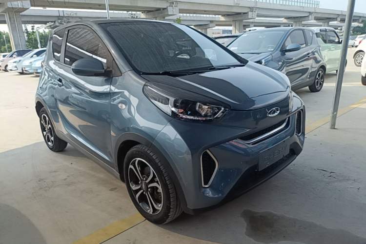 Used Chery QQ Little Ant 2021 200 000-Yuan Ant Fan Edition Talent Version NMC Battery 301 km Front Right 45 Deg
