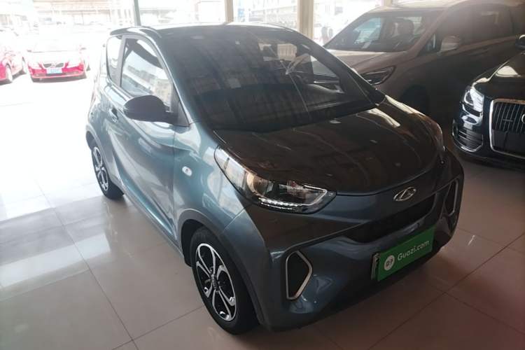 Used Chery QQ Little Ant 2021 150 000 Yuan "Ant Fan" Edition Ant Cool Version with Ternary Lithium Front Right 45 Deg