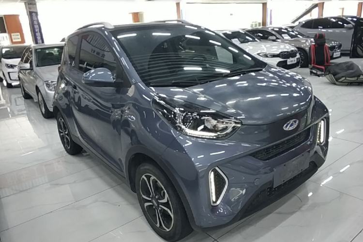 Used Chery QQ Little Ant 2021 200 000 Yuan "Ant Fan" Edition Energized Version NMC Lithium Battery 301 km Front Right 45 Deg