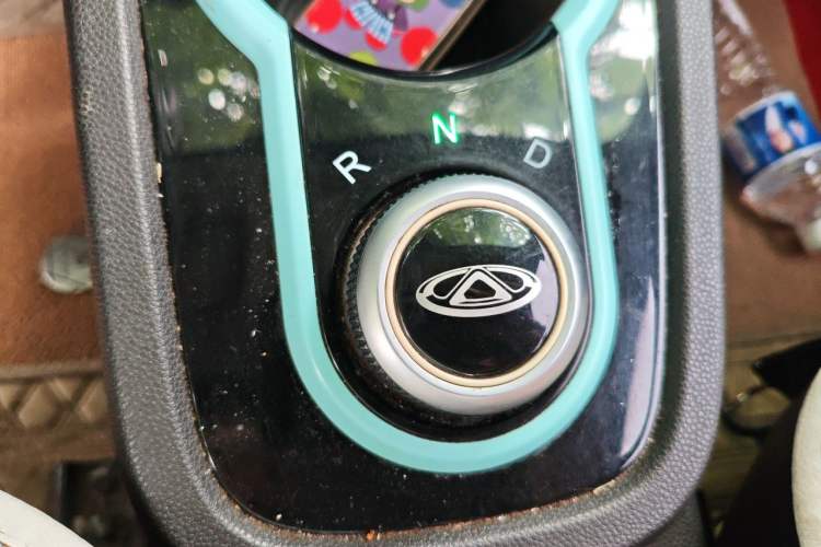 Used Chery QQ Little Ant 2021 200 000-Yuan Ant Fan Edition Talent Version NMC Battery 301 km Gear Lever