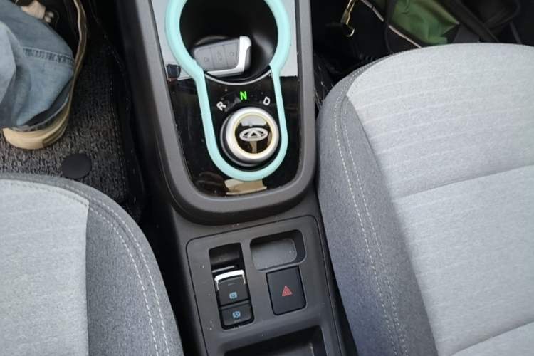 Used Chery QQ Little Ant 2021 150 000 Yuan "Ant Fan" Edition New Ant Xuan Version Lithium-NMC Battery Gear Lever