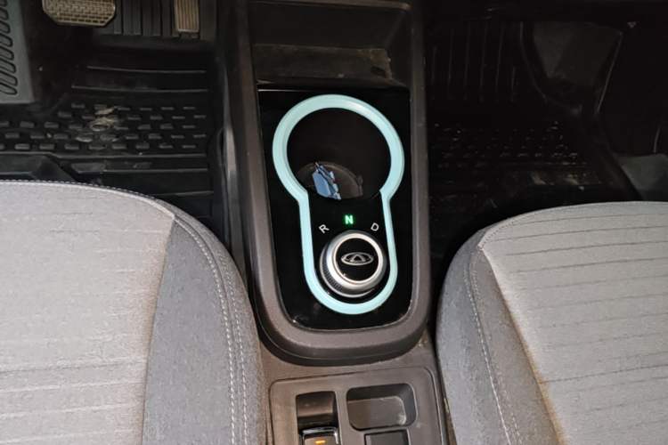 Used Chery QQ Little Ant 2021 150 000 Yuan "Ant Fan" Edition New Ant Cool Version Lithium-Ion Battery Gear Lever