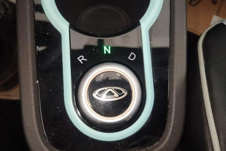 Used Chery QQ Little Ant 2021 150 000 Yuan Ant Fan Edition New Ant Cool Version Lithium Iron Phosphate Gear Lever