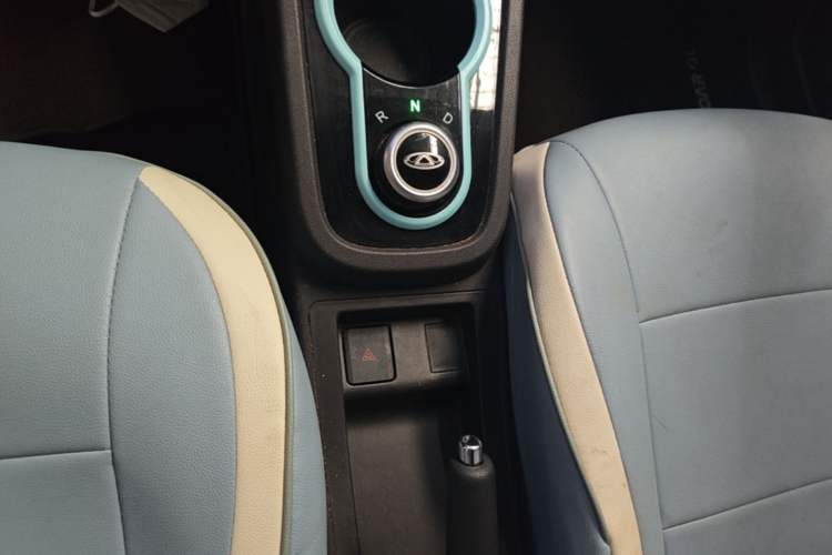 Used Chery QQ Little Ant 2021 150 000 Yuan Ant Fan Edition Ant Trend Version Lithium Iron Phosphate Gear Lever