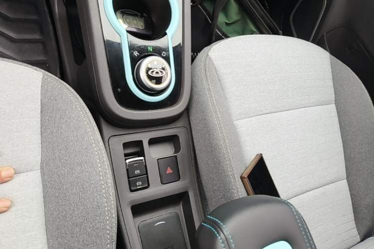 Used Chery QQ Little Ant 2021 150 000 Yuan "Ant Fan" Edition New Ant Xuan Version Lithium-NMC Battery Gear Lever