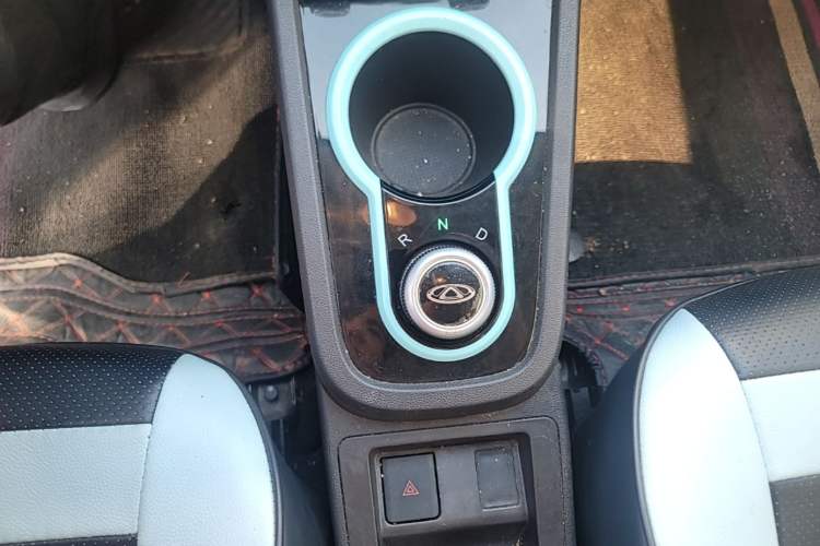 Used Chery QQ Little Ant 2021 150 000 Yuan Ant Fan Edition Ant Cool Version Lithium Iron Phosphate Gear Lever