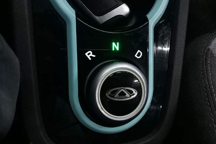 Used Chery QQ Little Ant 2021 200 000 Yuan "Ant Fan" Edition Energized Version NMC Lithium Battery 301 km Gear Lever
