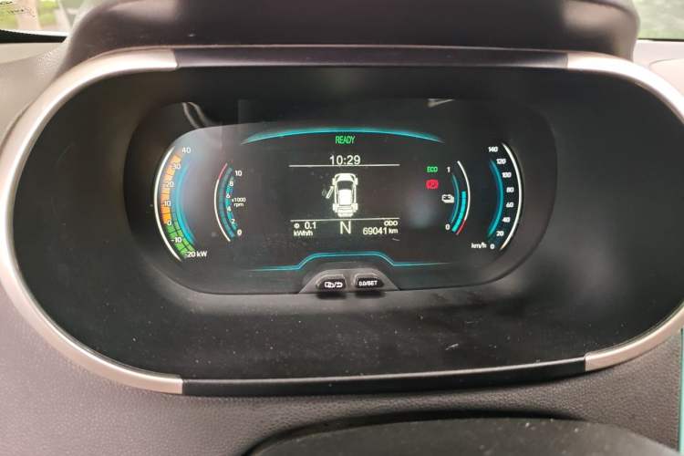 Used Chery QQ Little Ant 2021 200 000-Yuan Ant Fan Edition Talent Version NMC Battery 301 km Instrument Cluster
