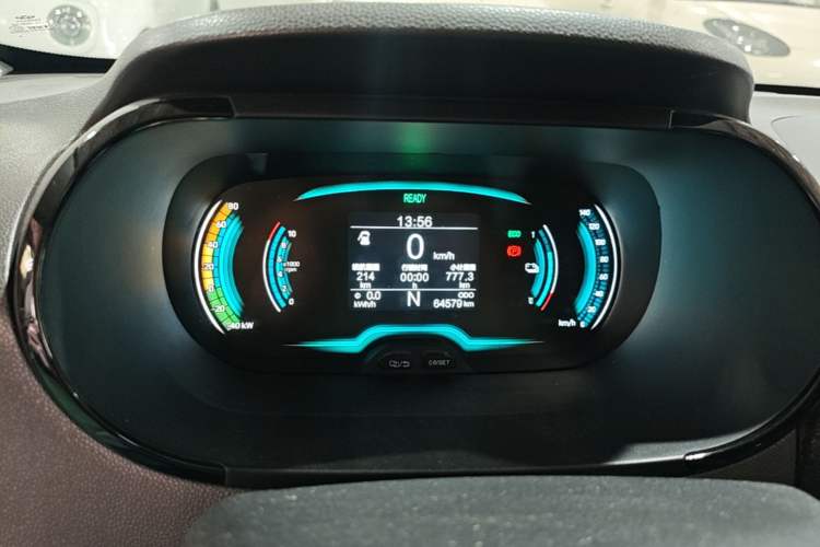 Used Chery QQ Little Ant 2021 200 000-Yuan Ant Fan Edition Oxygen Version Lithium Iron Phosphate 301 km Instrument Cluster