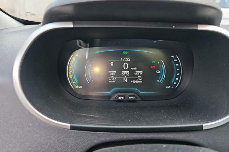 Used Chery QQ Little Ant 2021 200 000 Yuan "Ant Fan" Edition Energized Version NMC Lithium Battery 301 km Instrument Cluster