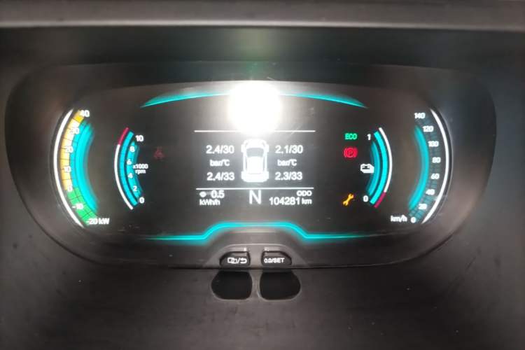 Used Chery QQ Little Ant 2021 150 000 Yuan "Ant Fan" Edition Ant Cool Version with Ternary Lithium Instrument Cluster