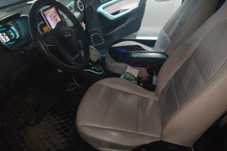 Used Chery QQ Little Ant 2021 200 000-Yuan Ant Fan Edition Oxygen Version Lithium Iron Phosphate 301 km Interior 2