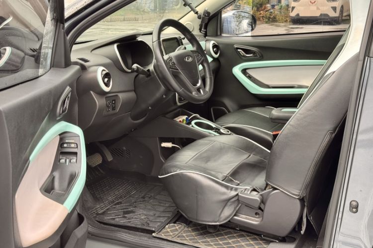 Used Chery QQ Little Ant 2021 150 000 Yuan Ant Fan Edition New Ant Cool Version Lithium Iron Phosphate Interior 2
