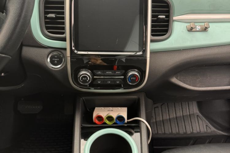 Used Chery QQ Little Ant 2021 150 000 Yuan Ant Fan Edition New Ant Cool Version Lithium Iron Phosphate Interior 3
