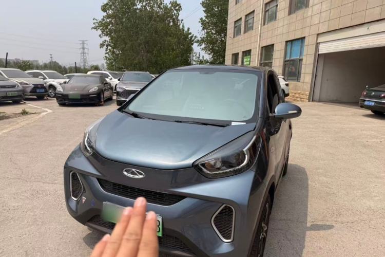 Used Chery QQ Little Ant 2021 150 000 Yuan "Ant Fan" Edition New Ant Cool Version Lithium-Ion Battery Interior 3
