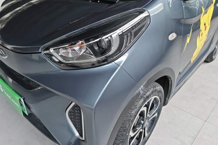 Used Chery QQ Little Ant 2021 150 000 Yuan "Ant Fan" Edition New Ant Cool Version Lithium-Ion Battery Left Front Headlight