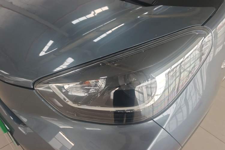 Used Chery QQ Little Ant 2021 200 000 Yuan Ant Fan Edition Energized Version Lithium Iron Phosphate 301 km Left Front Headlight