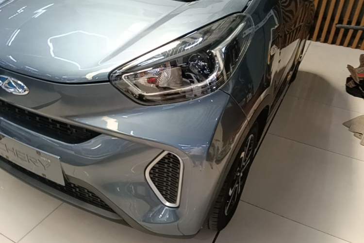 Used Chery QQ Little Ant 2021 150 000 Yuan Ant Fan Edition New Ant Cool Version Lithium Iron Phosphate Left Front Headlight
