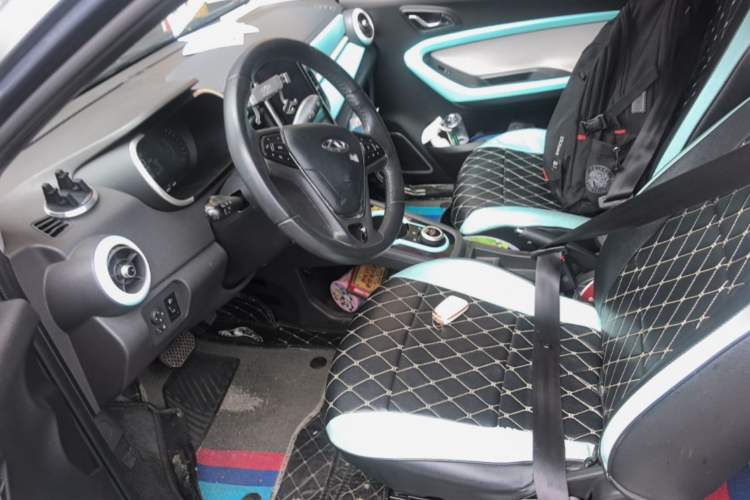 Used Chery QQ Little Ant 2021 150 000 Yuan Ant Fan Edition Queen Version Lithium Iron Phosphate Left Front Seat