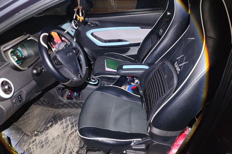Used Chery QQ Little Ant 2021 200 000-Yuan Ant Fan Edition Talent Version Lithium Iron Phosphate 301 km Left Front Seat
