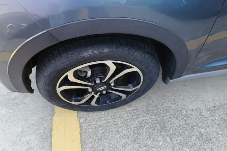 Used Chery QQ Little Ant 2021 150 000 Yuan "Ant Fan" Edition New Ant Xuan Version Lithium-NMC Battery Left Front Wheel Hub