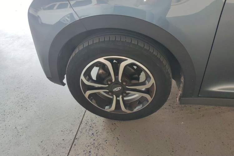 Used Chery QQ Little Ant 2021 150 000 Yuan "Ant Fan" Edition Ant Cool Version with Ternary Lithium Left Front Wheel Hub