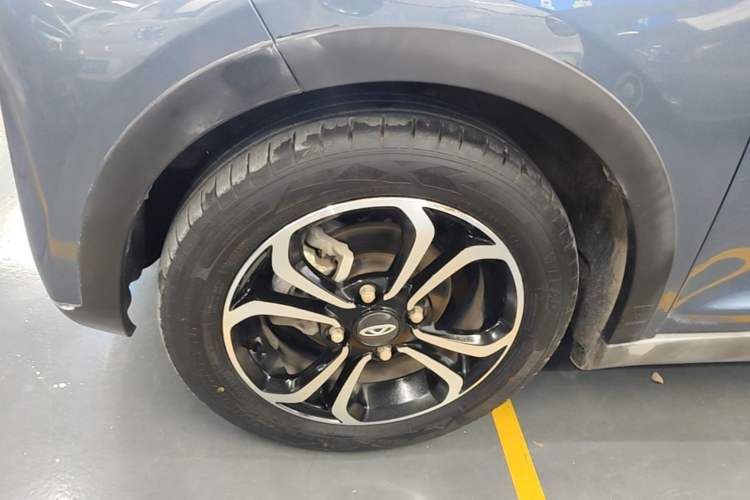 Used Chery QQ Little Ant 2021 150 000 Yuan Ant Fan Edition New Ant Cool Version Lithium Iron Phosphate Left Front Wheel Hub