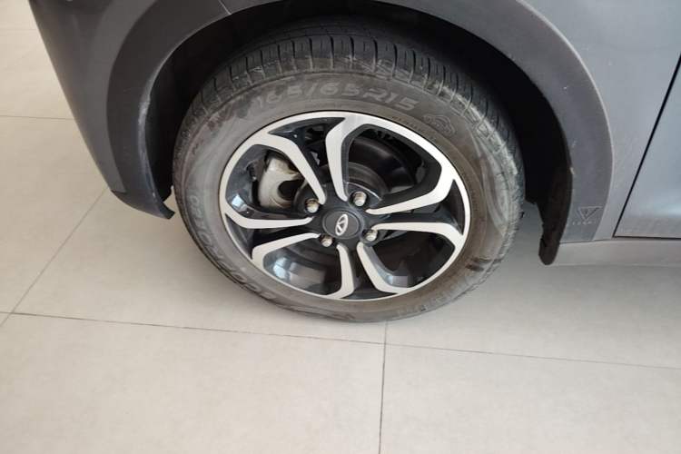 Used Chery QQ Little Ant 2021 150 000 Yuan Ant Fan Edition New Ant Cool Version Lithium Iron Phosphate Left Front Wheel Hub