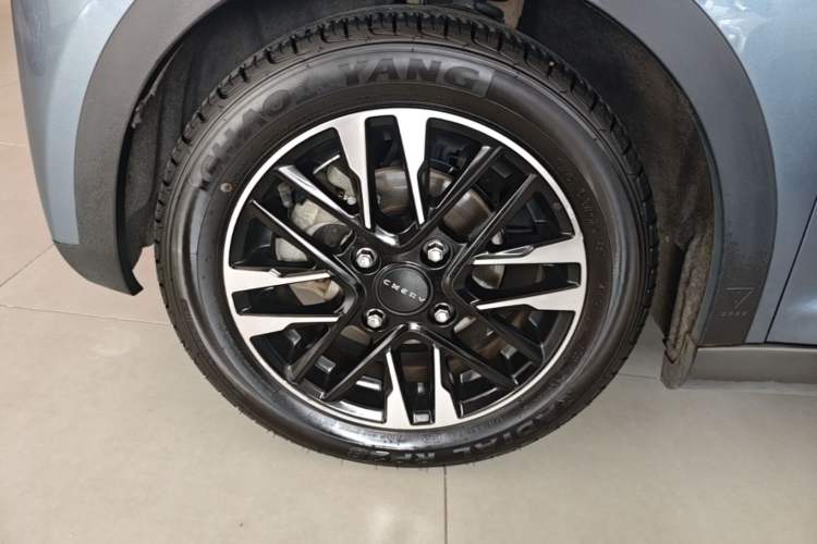 Used Chery QQ Little Ant 2021 200 000-Yuan Ant Fan Edition Oxygen Version Lithium Iron Phosphate 301 km Left Front Wheel Hub