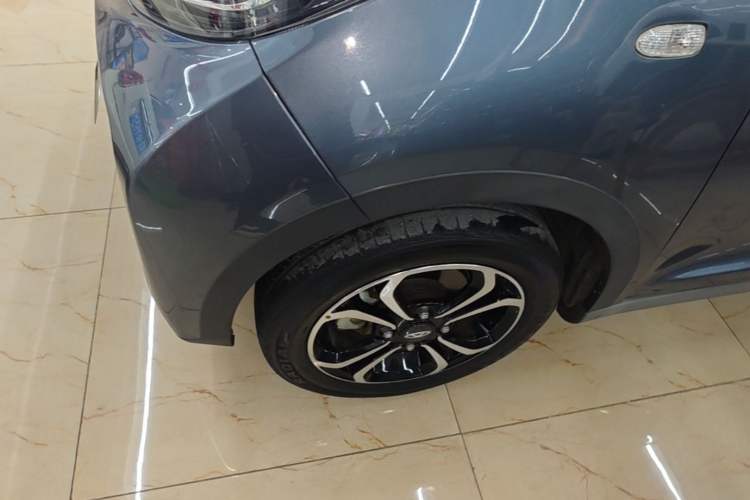 Used Chery QQ Little Ant 2021 150 000 Yuan "Ant Fan" Edition New Ant Cool Version Lithium-Ion Battery Left Front Wheel Hub