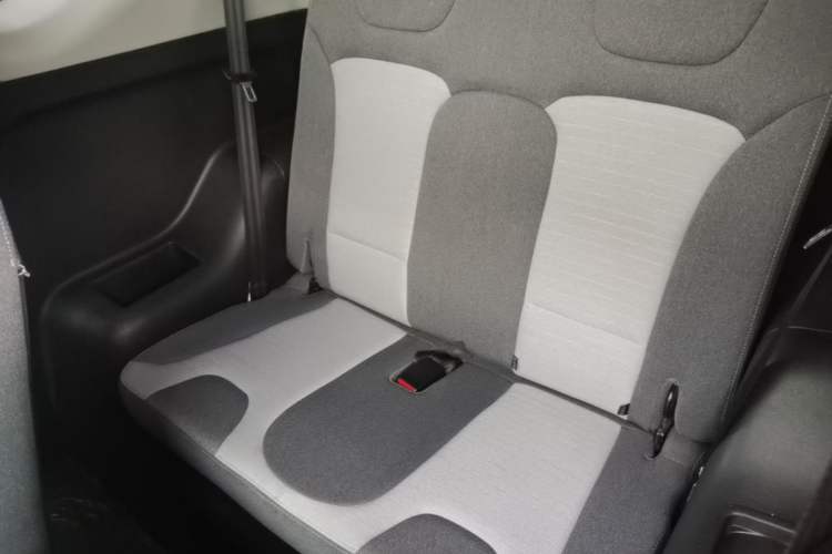 Used Chery QQ Little Ant 2021 150 000 Yuan "Ant Fan" Edition New Ant Xuan Version Lithium-NMC Battery Left Rear Seat