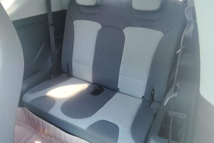 Used Chery QQ Little Ant 2021 150 000 Yuan Ant Fan Edition Ant Trend Version Lithium-Ion Battery Left Rear Seat