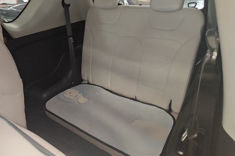 Used Chery QQ Little Ant 2021 200 000-Yuan Ant Fan Edition Talent Version NMC Battery 301 km Left Rear Seat