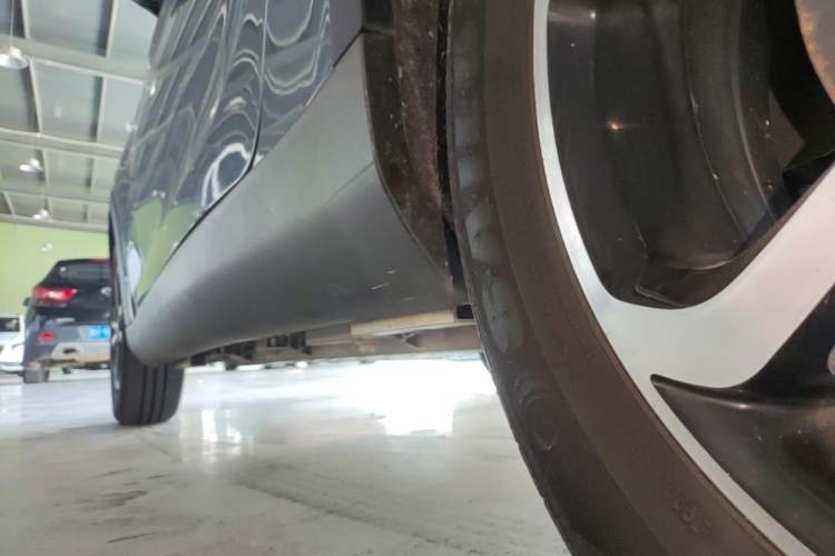 Used Chery QQ Little Ant 2021 150 000 Yuan "Ant Fan" Edition Ant Cool Version with Ternary Lithium Left Side Sill