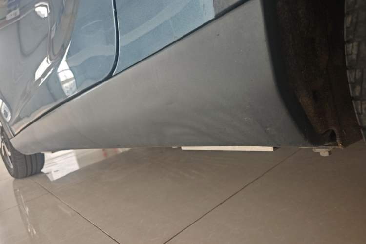 Used Chery QQ Little Ant 2021 200 000 Yuan Ant Fan Edition Energized Version Lithium Iron Phosphate 301 km Left Side Sill
