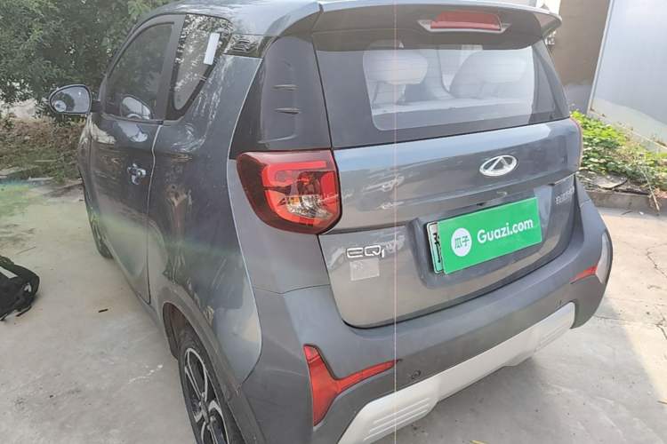 Used Chery QQ Little Ant 2021 200 000-Yuan Ant Fan Edition Talent Version NMC Battery 301 km Rear Left 45 Deg