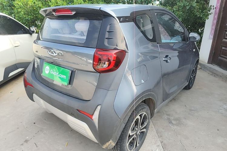 Used Chery QQ Little Ant 2021 200 000-Yuan Ant Fan Edition Talent Version NMC Battery 301 km Rear Right 45 Deg