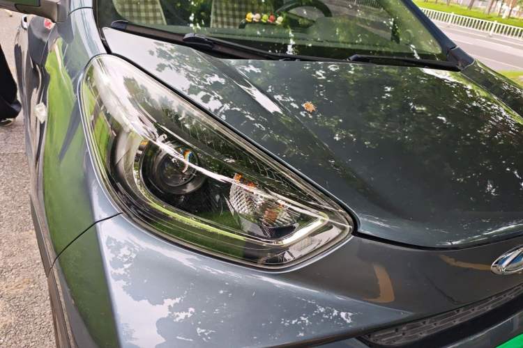 Used Chery QQ Little Ant 2021 200 000-Yuan Ant Fan Edition Talent Version NMC Battery 301 km Right Front Headlight